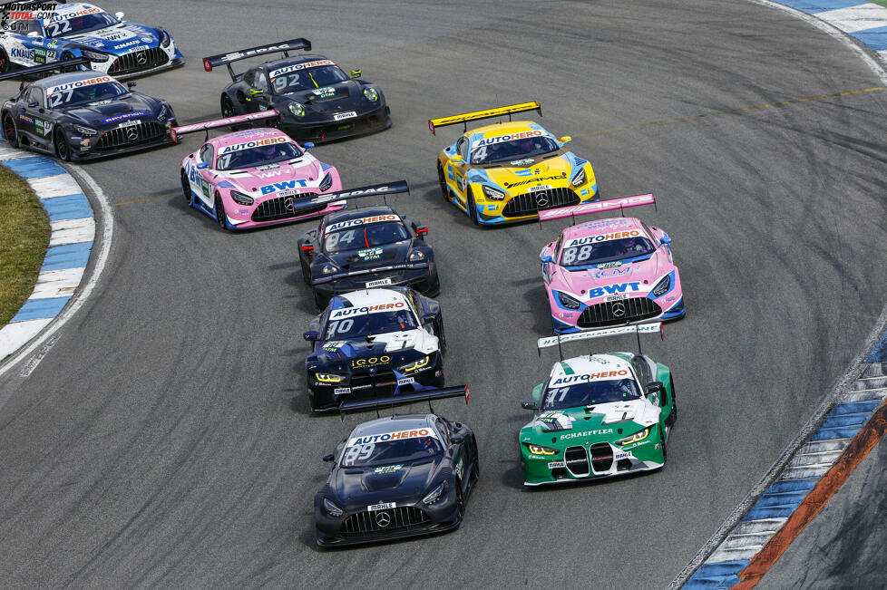 Teamorder-Verbot. Beim Norisring-Finale, bei dem Mercedes-AMG Herstellerschach spielte und Maximilian Götz zum Meister machte, wurde die DTM von ihrer Vergangenheit eingeholt. Doch Boss Gerhard Berger reagierte und ließ ins Reglement schreiben, der jegliche Anweisungen dieser Art verboten sind. Als Höchststrafe droht der Ausschluss!