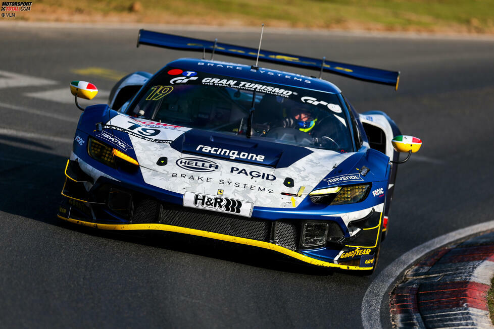 Racing-one-Ferrari #19 (Kohlhaas/Aust/Ludwig/Stengel) - Sollte man den Weg ins TQ2 finden, könnte Luca Ludwig dieses Fahrzeug auf Pole stellen. Im Rennen ist mit der Pro-Am-Paarung natürlich kein Sieg angestrebt. 1 Stern