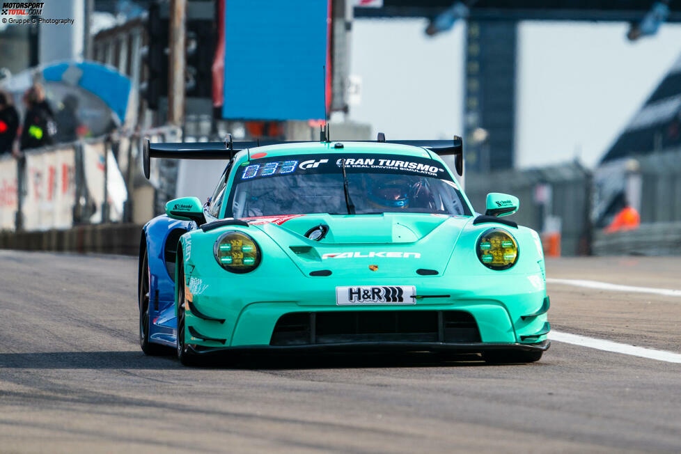 Falken-Porsche #33 (Bachler/S. Müller/Picariello) - Bei Falken muss man eigentlich jedes Jahr zwei Listen erstellen. Bei Mischbedingungen Mitfavorit auf den Gesamtsieg. Wenn es wärmer wird, war Falken bislang immer einen minimalen Schritt hinter Michelin, wenn es drauf ankam. 3,5 Sterne runden wir auf auf 4.