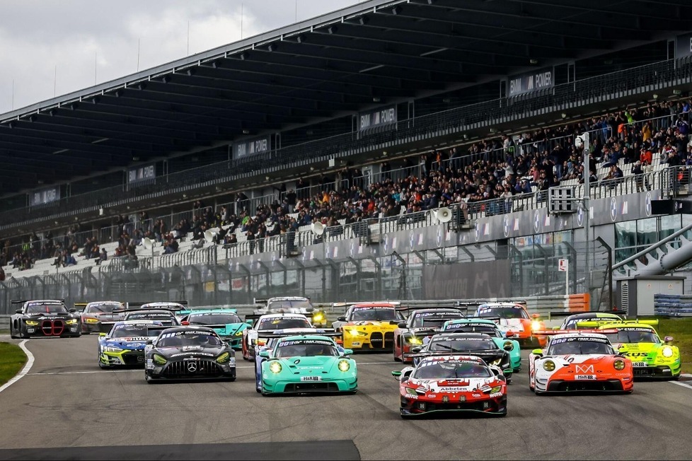 32 Fahrzeuge kämpfen in der Klasse SP9 (GT3) bei der 51. Ausgabe der 24 Stunden vom Nürburgring um den Gesamtsieg - Wer hat die besten Chancen?