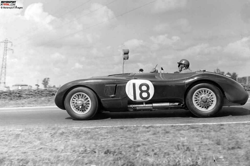 1953: Duncan Hamilton, Tony Rolt - Jaguar C-Type