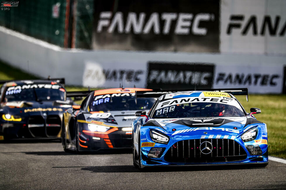 Zweiter Gesamtrang und zweiter Platz in der Pro-Wertung: Der ASP-Mercedes #88 (Marciello/Boguslawski/Gounon) durfte sich im Jahr 2022 über den Gesamtsieg freuen. In dieser Saison musste sich Raffaele Marciello, Jules Gounon und Timur Boguslavskiy mit dem zweiten Gesamtrang und Platz zwei in der Pro-Wertung zufriedengeben.