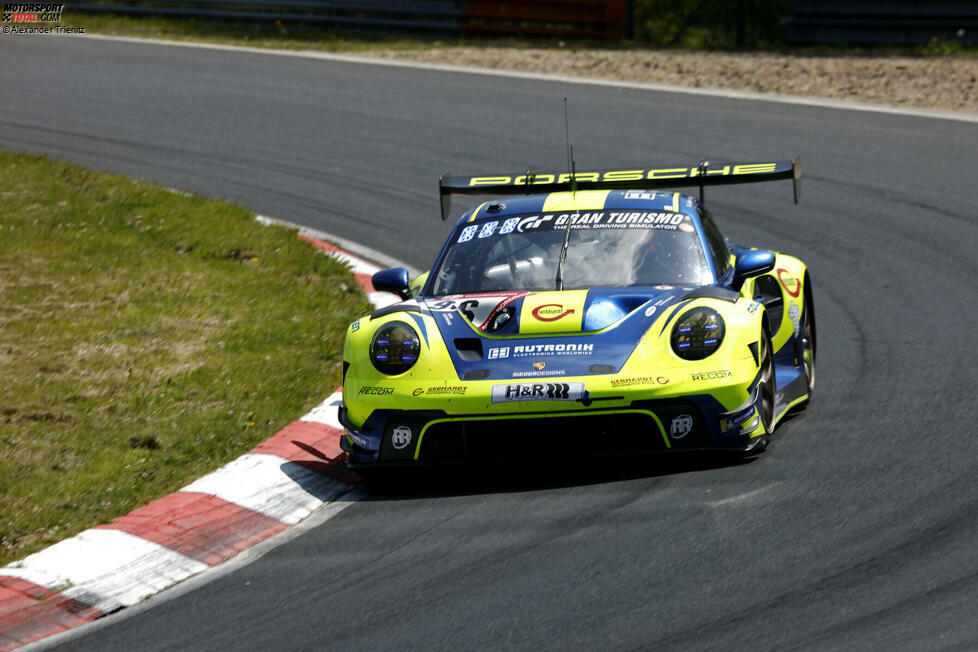 #96 Dennis Olsen (Rutronik-Porsche) Sechster Start für den norwegischen Manthey-DTM-Piloten beim 24h-Klassiker, bei dem er den ersten Podestplatz im Visier hat. Teampartner Julien Andlauer ist jung, aber schnell,  der Italiener Matteo Cairoli hat 2021 mit Manthey sogar schon gewonnen und kennt die Nordschleife gut.