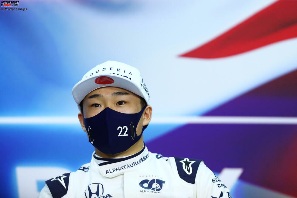 Yuki Tsunoda wird 2021 als Red-Bull-Junior in die Formel 1 befördert und startet für das Schwesterteam AlphaTauri. Beim Saisonauftakt in Bahrain gelingt dem Japaner mit Platz neun auf Anhieb ein Punkterang.