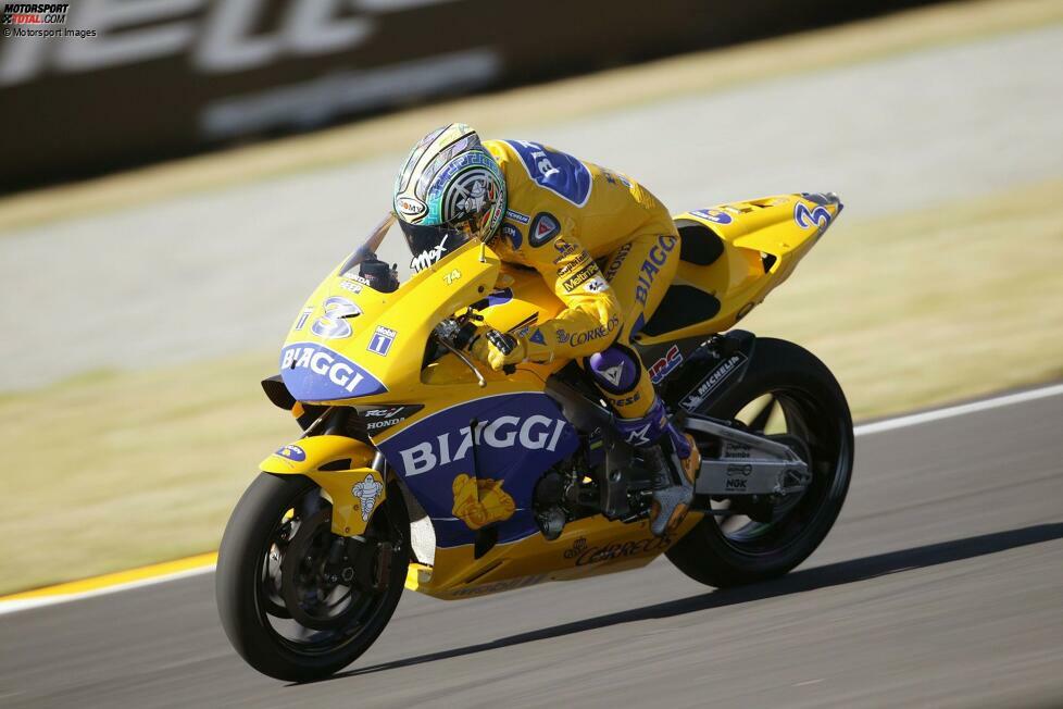 Pons Racing: Das Team des zweifachen 250er-Meisters Sito Pons debütiert 1992 in der Königsklasse und unterstützt eine Reihe von spanischen Fahrern, darunter Alex Criville, Loris Capirossi und Max Baggi. Bis 2005 tritt die Mannschaft in der MotoGP an und kann insgesamt 16 Siege feiern.