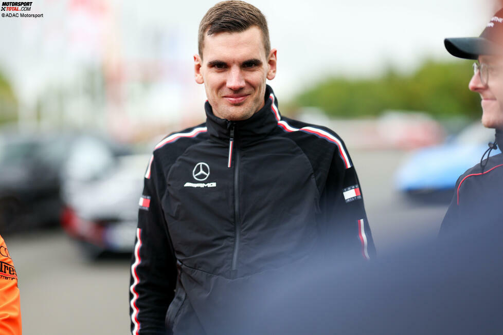 Luca Stolz (GER/HRT-Mercedes #4): Der 28-Jährige AMG-Werksfahrer, der wenig spricht, aber umso schneller fährt, holte 2023 seinen zweiten DTM-Sieg und wurde in der Gesamtwertung trotz Fehlstarts in die Saison bester Pilot der Marke mit dem Stern. Auch 2024 muss man mit Stolz rechnen, der bei HRT schon zum Inventar gehört.