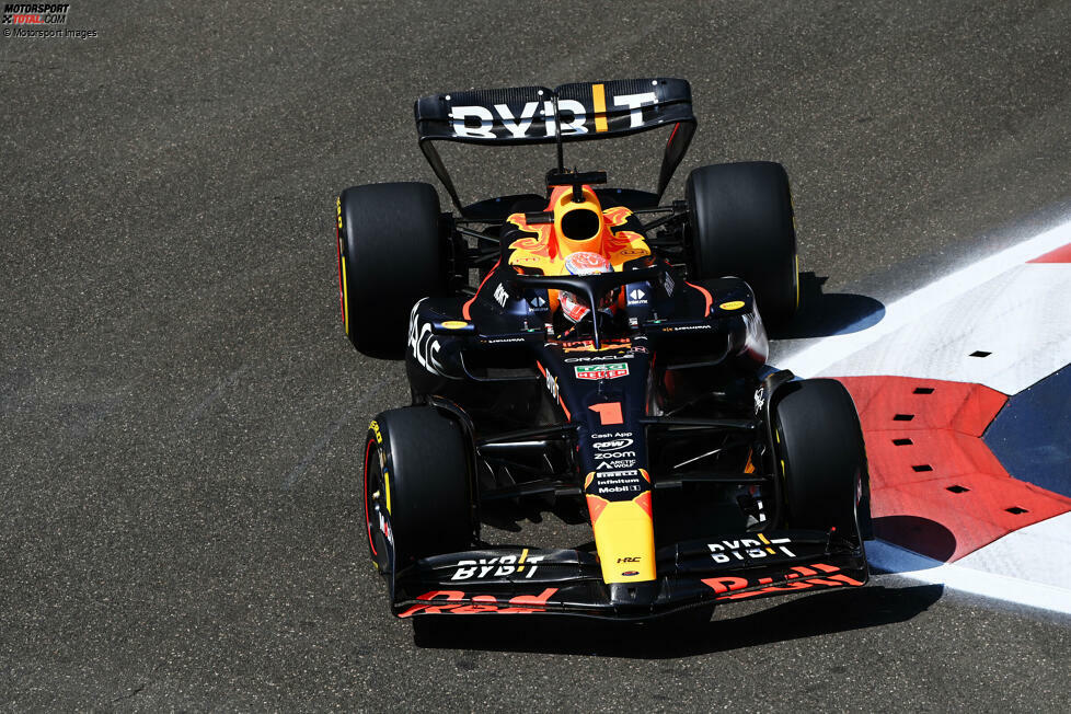 Max Verstappen wird im einzigen Freien Training seiner Favoritenrolle gerecht und stellt den Red Bull RB19 in Baku mit 1:42.315 Minuten auf Position eins vor Charles Leclerc im Ferrari SF-23 und Sergio Perez im zweiten Red Bull. Weniger gut ...
