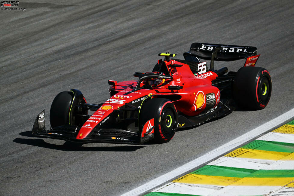 Carlos Sainz (3): Der Spanier hatte mit vielen Problemen zu kämpfen und musste im Sprint mit schlechten Reifen und Schwierigkeiten mit der Kühlung zurechtkommen. Im Rennen kamen zudem Kupplungsprobleme hinzu. Trotzdem war er am Wochenende der schlechtere Ferrari-Pilot.