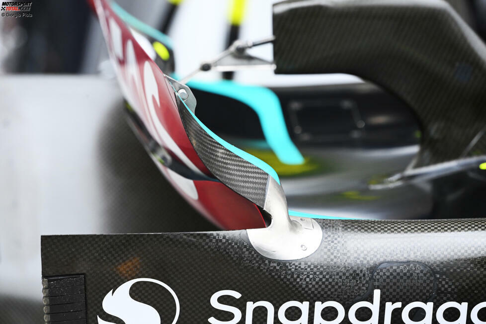 Mercedes W14: Heckflügel