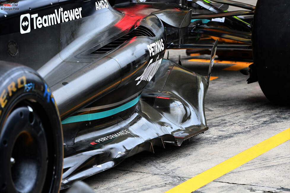 Mercedes W14: Unterboden