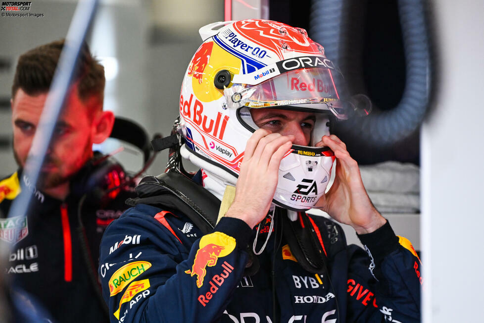 Max Verstappen bestimmt im Red Bull RB19 das Geschehen am Freitag in Dschidda, fährt im 1. Freien Training als einziger unter 90 Sekunden und ist um fast fünf Zehntelsekunden vorne. Auch im ...