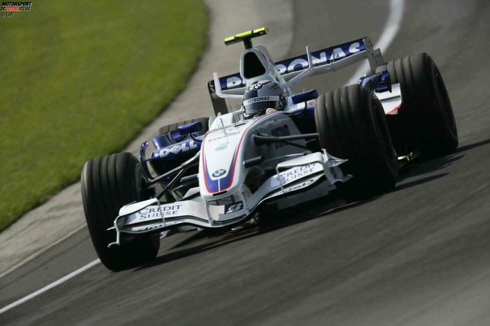 2007 - 5 Fahrerwechsel: Sebastian Vettel kommt bei BMW-Sauber für den verletzten Kubica zu seinem F1-Debüt und wechselt dann zu Toro Rosso, um Scott Speed zu ersetzen. Bei Spyker wird Markus Winkelhock bei seinem einzigen Einsatz am Nürburgring zur Legende, muss dann aber wieder für Yamamoto weichen.