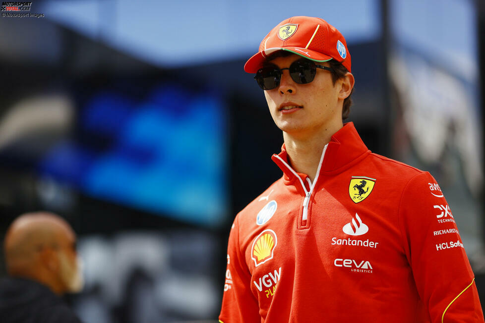 2024 - 4 Fahrerwechsel: Oliver Bearman muss gleich zwei Mal als Ersatzpilot einspringen. In Saudi-Arabien ersetzt er den kranken Carlos Sainz bei Ferrari, in Baku ersetzt er den gesperrten Kevin Magnussen bei Haas. Zudem wird Logan Sargeant (Williams) für Franco Colapinto aus dem Cockpit genommen, und Daniel Ricciardo für Liam Lawson.