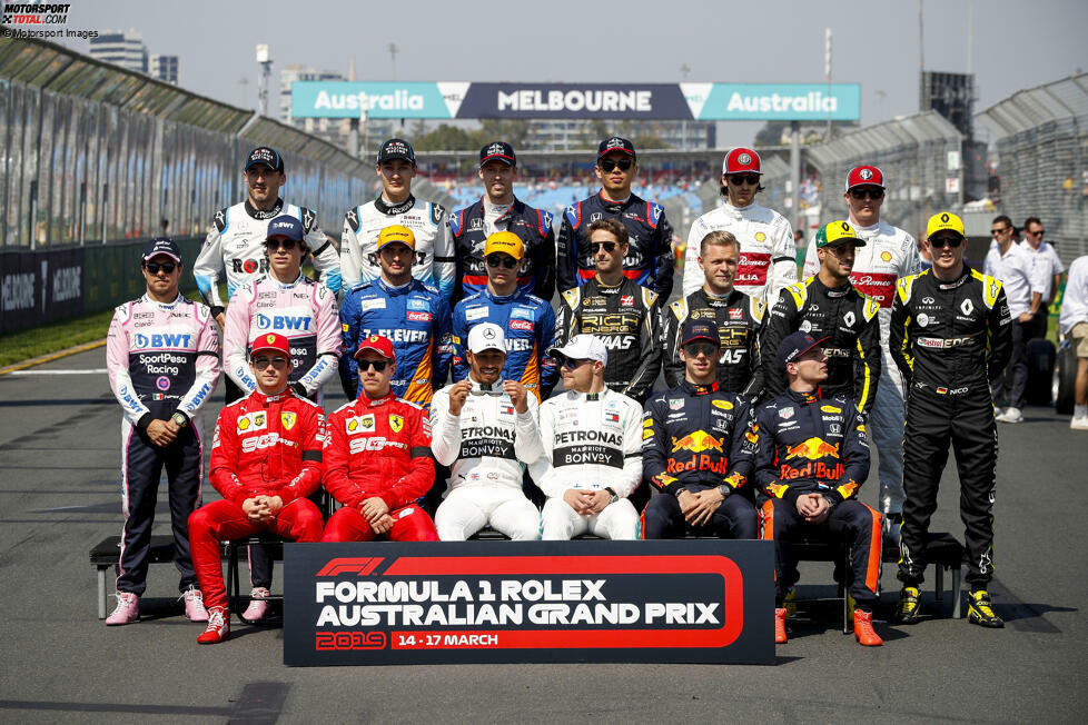 2019 - Vorne: C. Leclerc, S. Vettel, L. Hamilton, V. Bottas, P. Gasly, M. Verstappen; Mitte: S. Perez, L. Stroll, C. Sainz Jr, L. Norris, R. Grosjean, K. Magnussen, D. Ricciardo, N. Hülkenberg; Hinten: R. Kubica, G. Russell, D. Kwjat, A. Albon, A. Giovinazzi, K. Räikkönen.