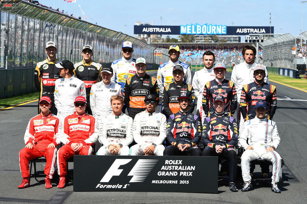 2015 - Vorne: S. Vettel, K. Räikkönen, N. Rosberg, L. Hamilton, D. Ricciardo, D. Kwjat, F. Massa (V. Bottas fehlt); Mitte: J. Button, K. Magnussen, N. Hülkenberg, S. Perez, M. Verstappen, C. Sainz Jr; Hinten: R. Grosjean, P. Maldonado, M. Ericsson, F. Nasr, W. Stevens, R. Merhi.