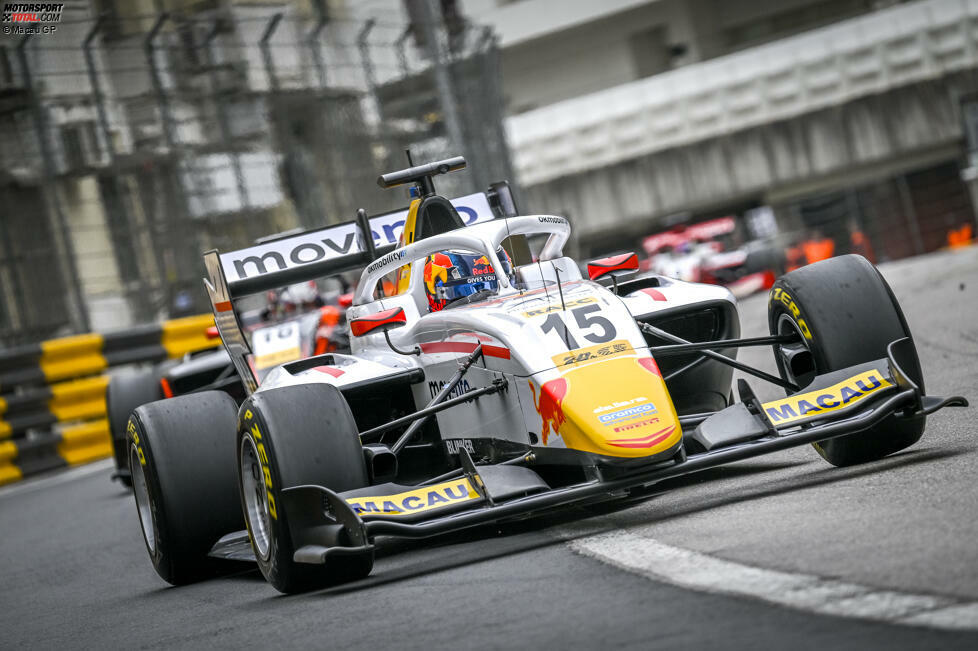 Red Bull - Pepe Marti (5. in der Formel 3): Der Spanier wurde erst zum Saisonende unter Vertrag genommen und war mit drei Siegen lange ein Titelkandidat in der Formel 3. Auch bei seinem Debüt in Macau schlug er sich mit Platz 5 beachtlich, 2024 darf er sich bei Campos in der Formel 2 beweisen - im direkten Duell mit Hadjar.