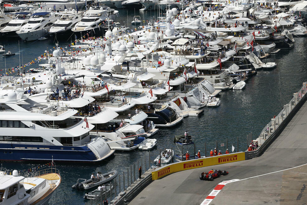8. Monte-Carlo, Monaco (26. Mai 2024) - Natürlich darf auch der Klassiker im Fürstentum nicht fehlen: Nur viermal fehlte Monaco seit 1950 im Kalender. Zwar ist der einstige Saisonhöhepunkt mittlerweile umstritten und gilt als aus der Zeit gefallen, doch für die Fahrer ist der Grand Prix immer noch eine der größten Herausforderungen.