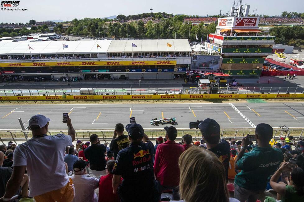 ... in einer Woche gibt es für Stroll und seine 19 Formel-1-Kollegen eine neue Chance. Dann beim Spanien-Grand-Prix 2023 in Barcelona, dem siebten Grand Prix des Jahres.