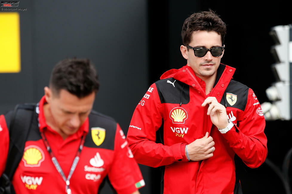 ... Charles Leclerc kommt in der zweiten Einheit indes gar nicht zum Fahren: Ein elektronischer Defekt hält ihn für die komplette Zeit an der Box, er verliert die ganze Stunde. Doch auch andernorts läuft es nicht rund, zum Beispiel bei ...