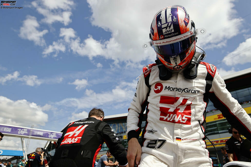 ... Nico Hülkenberg im Haas VF-23 auf P13. Ein früher Stopp zum Nasenwechsel kostet ihn alle Chancen auf ein Top-10-Ergebnis, danach fährt er einfach noch durch, zeigt zum Schluss noch ein paar Überholmanöver. Sein Teamkollege ...