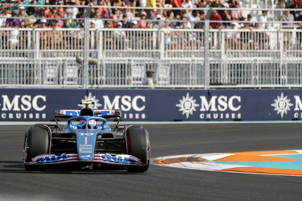 ... gelingt Alpine ein kleines Comeback mit beiden Autos in den Punkten: Pierre Gasly beendet das Rennen im A523 auf Position acht, Esteban Ocon wird Neunter. Den letzten Punkt ...
