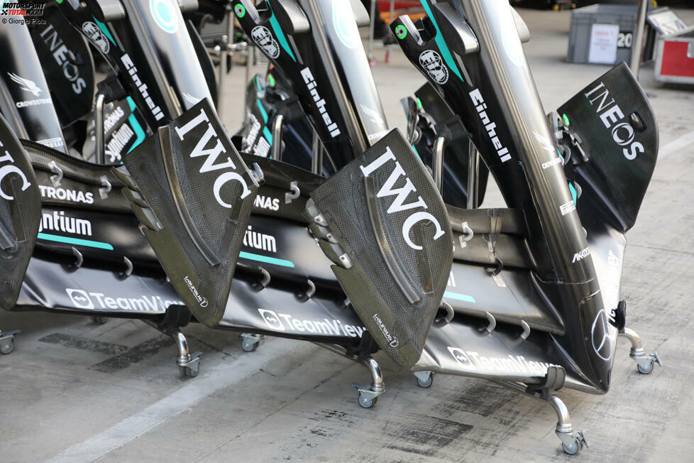 Mercedes W14: Frontflügel-Endplatten