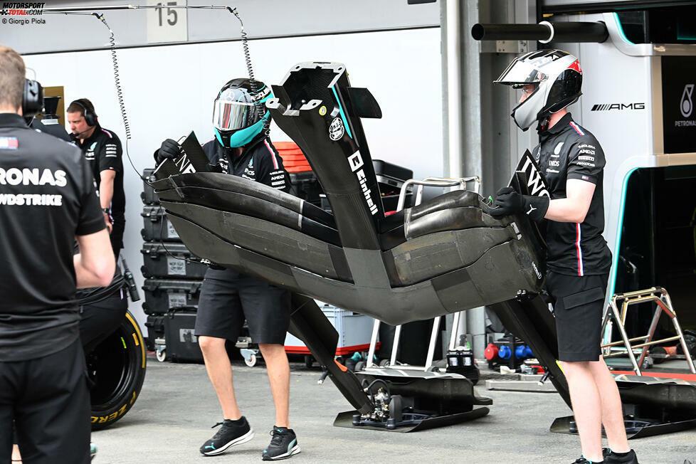 Mercedes W14: Frontflügel