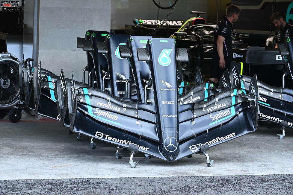 Mercedes W14: Frontflügel