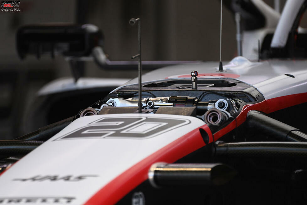 Haas VF-23: Federung