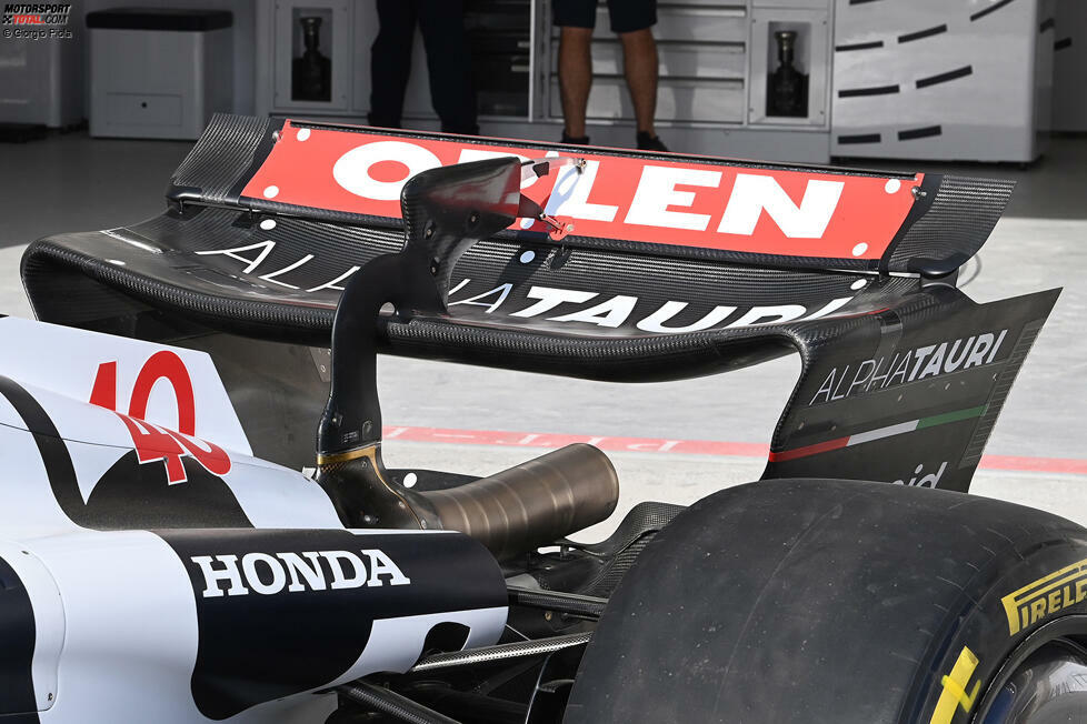Die Lösung mit der offenen Spitze in Kombination mit dem Higher-Downforce-Heckflügel beim Großen Preis von Katar.