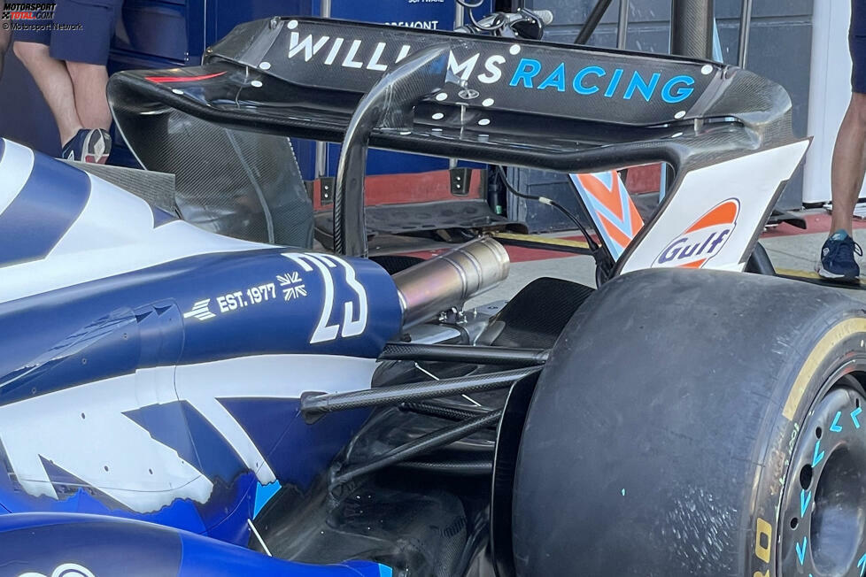 Williams FW45: Heckflügel