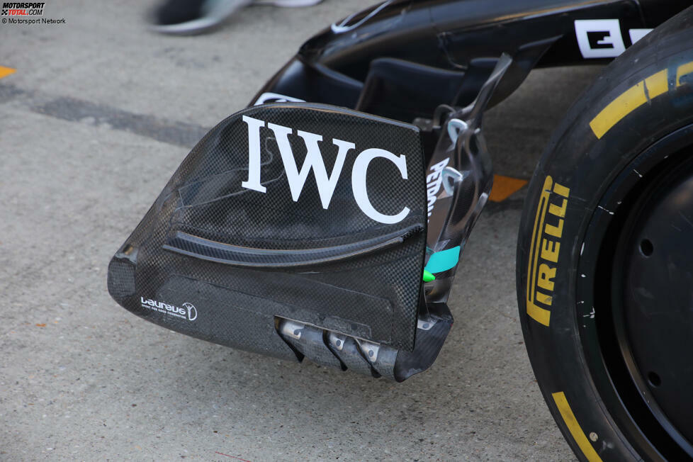 Mercedes W14: Frontflügel-Endplatte