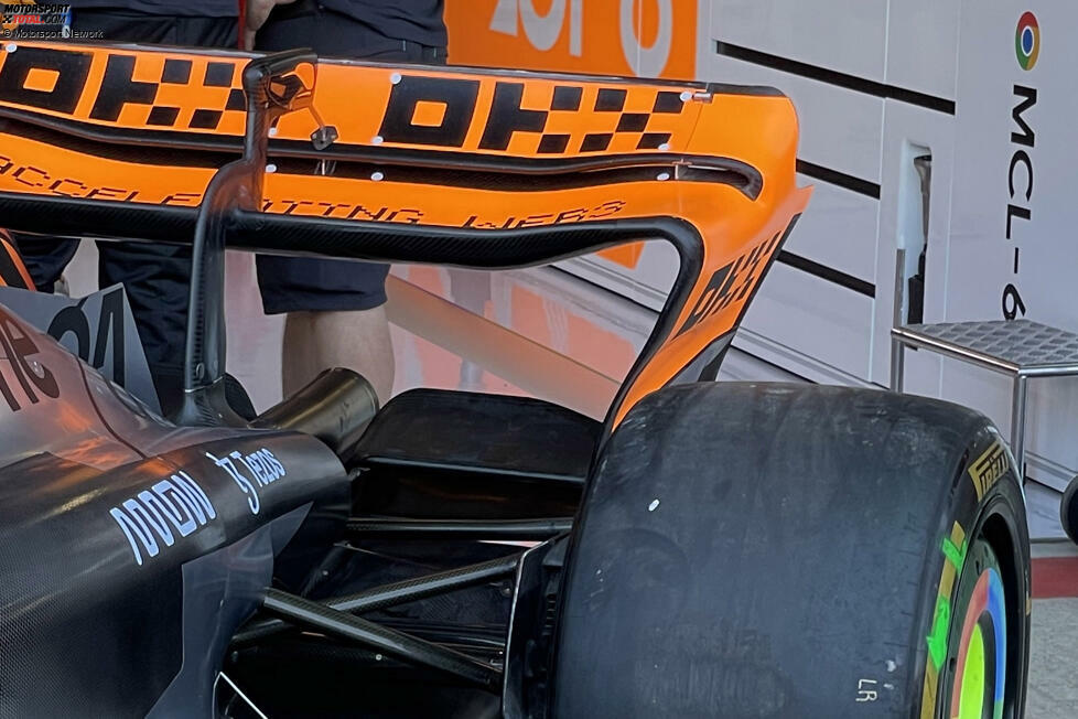 McLaren MCL60: Heckflügel