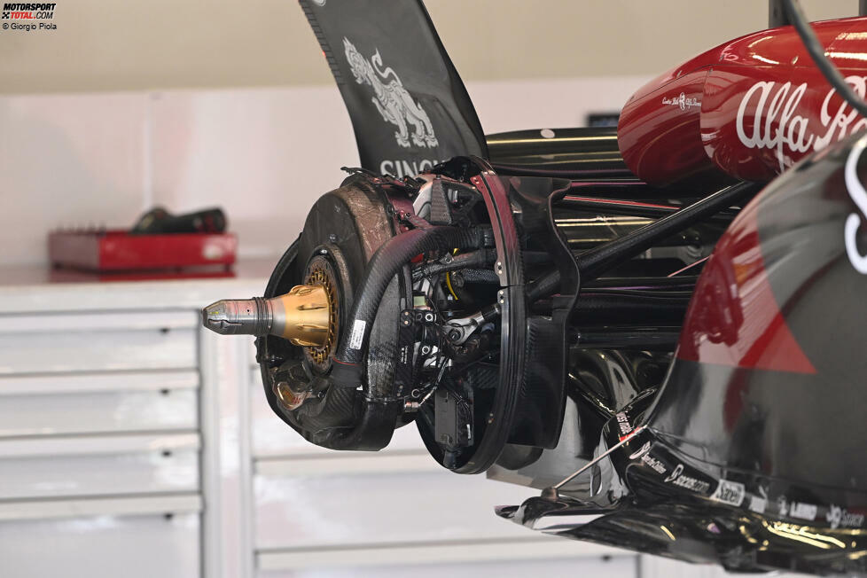Alfa Romeo C43: Hinterrad-Bremse