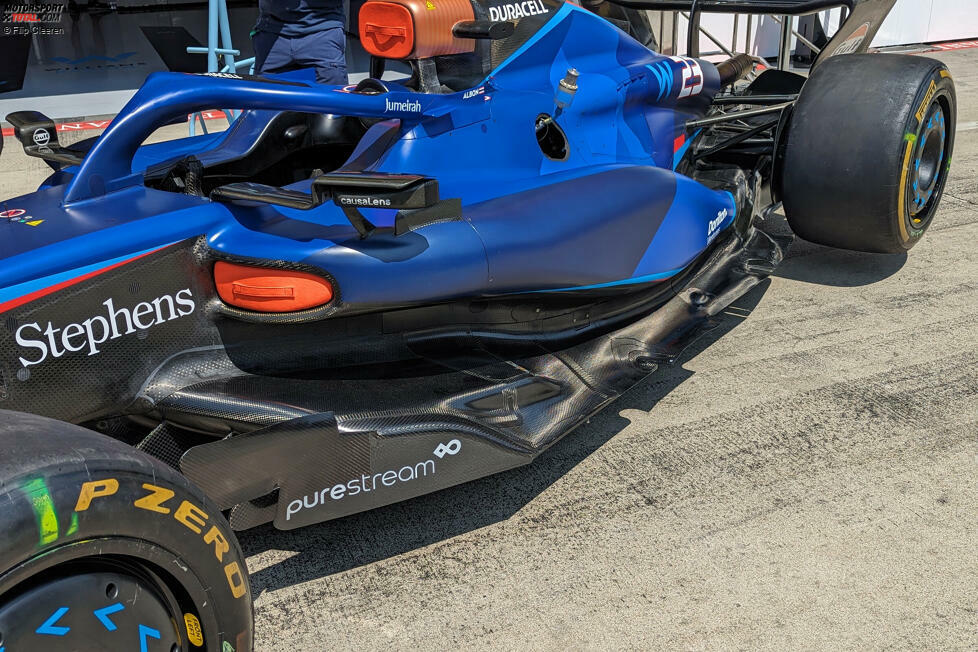 Williams FW45: Seitenkasten und Unterboden