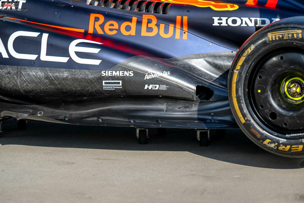 Red Bull RB19: Seitenkasten mit Unterboden