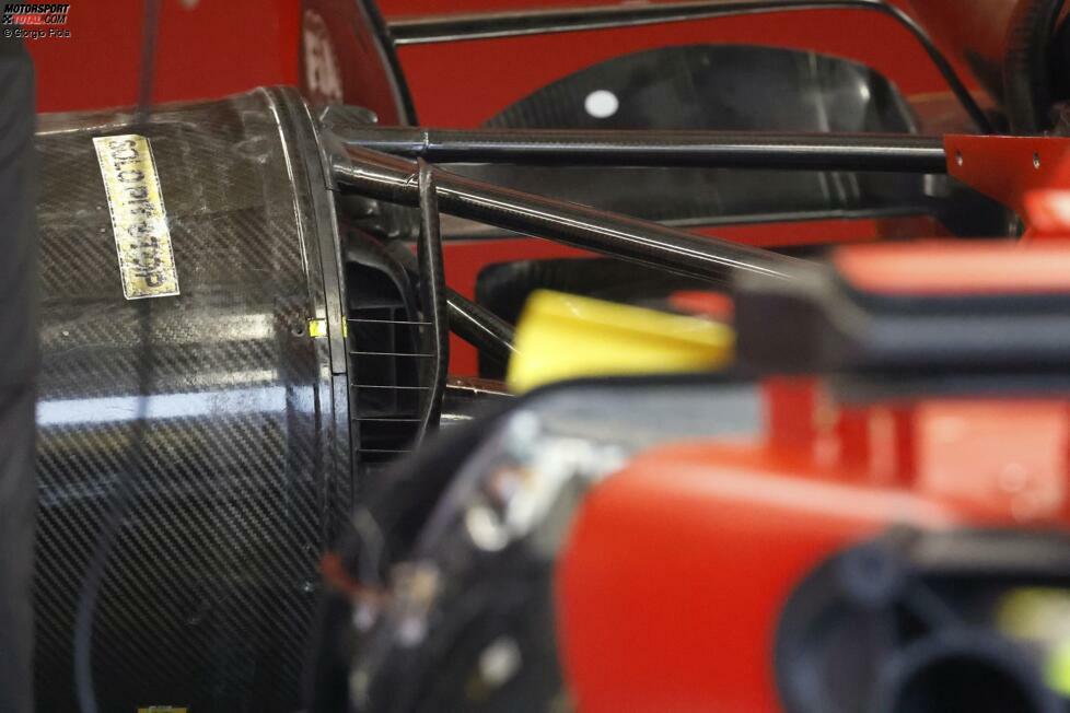 Ferrari SF-23: Hinterer Bremsschacht