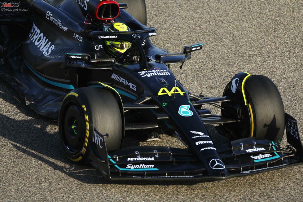 Mercedes reihte sich dank einer Schlussattacke von Lewis Hamilton auf P2 der Zeitenliste ein. Der Rückstand auf Perez betrug 0,359 Sekunden - allerdings mit weicheren Reifen. Und: Freitags gab es am W14 einen Hydraulikdefekt. Mercedes' Wochenbilanz in Runden: 398