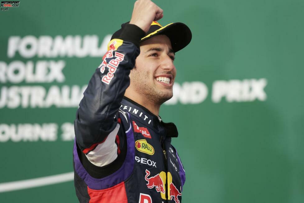 #3 Daniel Ricciardo: Er schafft das wohl Undenkbare und schlägt Sebastian Vettel nach vier Titeln in Folge. 2014 holt er drei Siege - Vettel keinen. Doch der Traum vom nächsten Red-Bull-Weltmeister erfüllt sich für ihn nicht. Weil er keine Lust hat, neben Max Verstappen nur die zweite Geige zu spielen, wechselt er 2019 zu Renault.