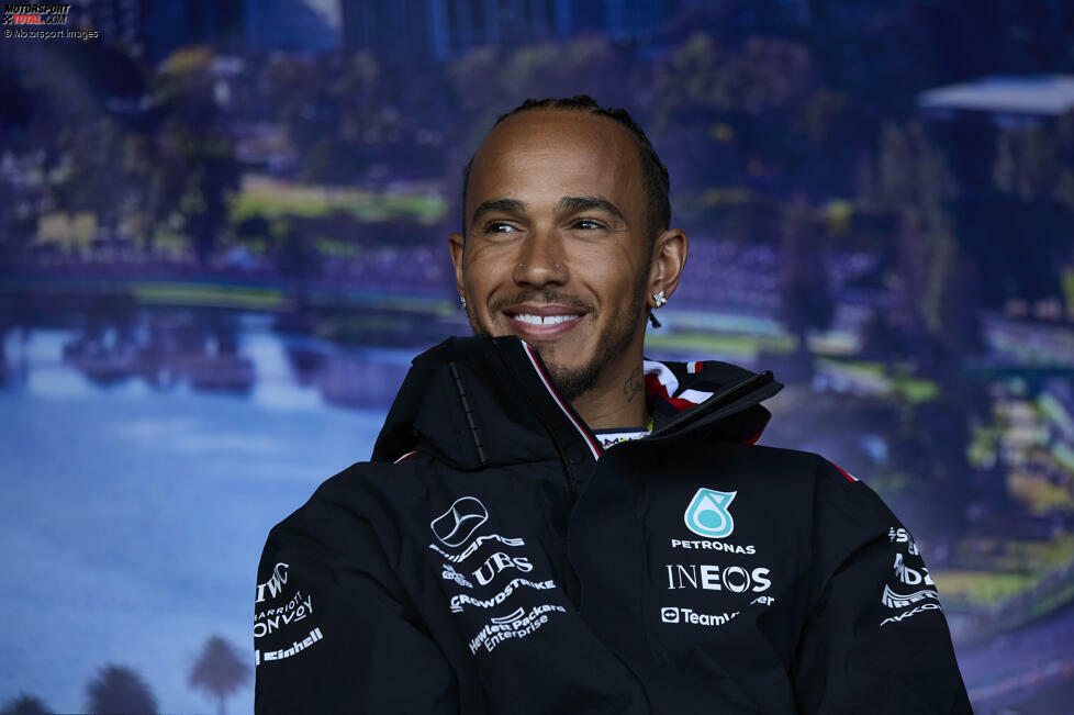 Lewis Hamilton (Großbritannien) hatte bei Mercedes eigentlich bis 2025 unterschrieben. Er zog allerdings eine Ausstiegsklausel und verlässt das Team bereits Ende 2024, um 2025 zu Ferrari zu wechseln, wo er einen 