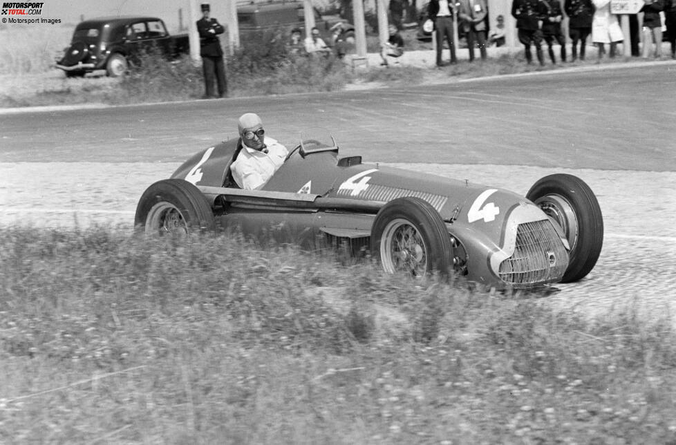 #1 Luigi Fagioli (53 Jahre, 22 Tage) - Der mit Abstand älteste Rennsieger ist auch der älteste Podestfahrer, denn mit 53 Jahren siegt Fagioli in Reims bei seiner einzigen Teilnahme 1951. Allerdings wird er angewiesen, sein Auto mit dem angeschlagenen Alfa Romeo von Fangio zu tauschen. Am Ende werden beide als Erster UND Elfter gewertet.