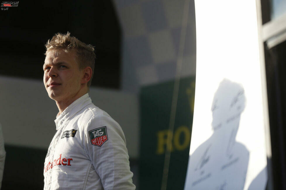 #6 Kevin Magnussen (21 Jahre, 5 Monate, 11 Tage) - Noch vier Tage jünger als Leclerc ist Kevin Magnussen, als er 2014 in Melbourne gleich in seinem ersten Rennen für McLaren auf das Podium fährt. Zunächst wird er als Dritter gewertet, doch weil Daniel Ricciardo disqualifiziert wird, rückt er hinter Nico Rosberg auf Platz zwei vor.