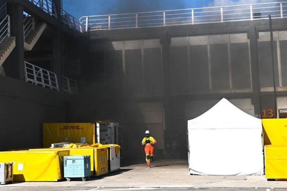 Bei den Testfahrten der Formel E auf dem Circuit Ricardo Tormo bei Valencia kam es zu einem Feuer, in Folge dessen das Fahrerlager evakuiert werden musste