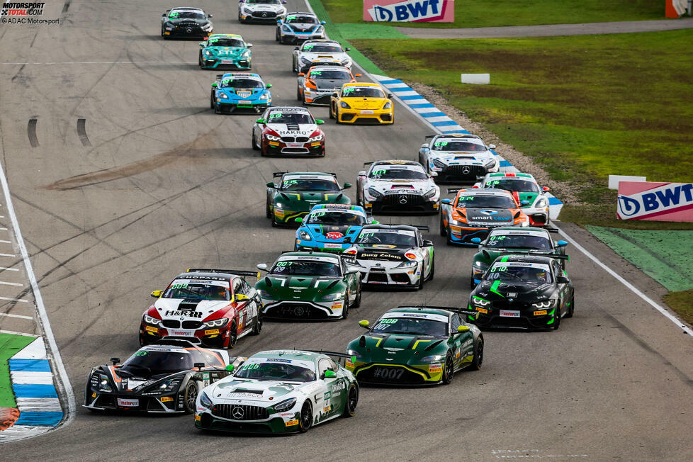 Im Durchschnitt lag die Feldgröße 2022 somit bei 28,5 Autos. Das ist Rekord in der ADAC GT4 Germany.