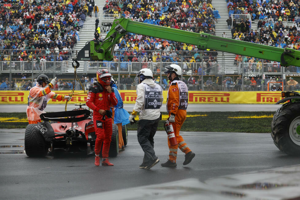 Carlos Sainz (4): P5 ist am Ende ein solides Ergebnis, doch davon abgesehen war vor allem der Samstag nix. Crash in FT3, nur P8 im Qualifying und dann auch noch eine Strafe. Gesteht selbst, dass am Sonntag mit einer besseren Qualifikation mehr möglich gewesen wäre.