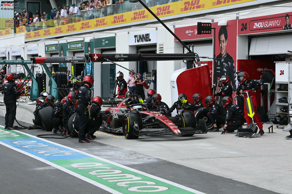 Valtteri Bottas (3): Endlich der erste Punkt seit dem Saisonauftakt in Bahrain. Die Einstoppstrategie am Sonntag zahlte sich aus. Einen kleinen Abzug gibt es allerdings dafür, dass er sich auf dem letzten Metern noch von Stroll überholen ließ. So geht es knapp an der 2 vorbei.