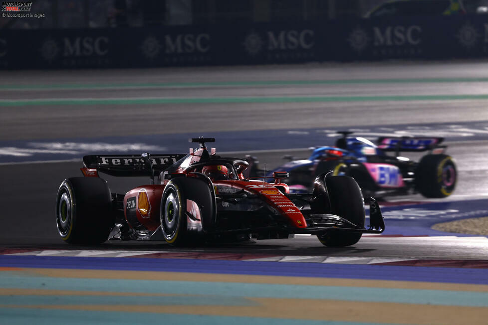 Charles Leclerc (3): Auch hier müssen wir den Sprint abziehen, bei dem er wegen einer Strafe noch aus den Punkten fiel. Ansonsten war Ferrari an diesem Wochenende ein bisschen im Niemandsland unterwegs. P5 im Rennen ist nicht wirklich spektakulär - und uns zu wenig für eine bessere Note.