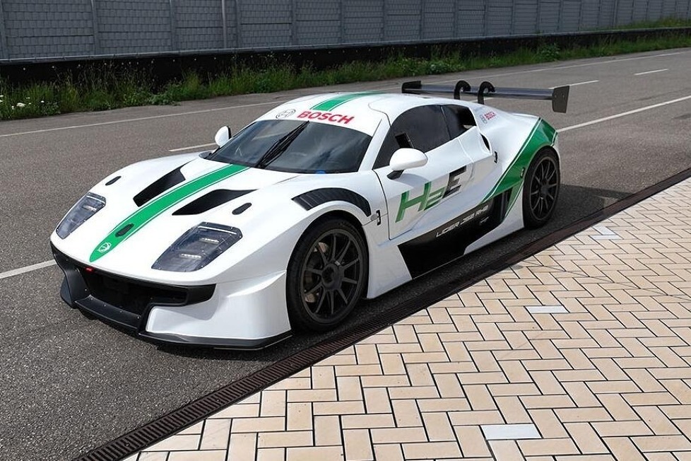 Ligier und Bosch präsentieren im Rahmen der 24 Stunden von Le Mans 2023 den JS RH2 mit Wasserstoffverbrennungsmotor