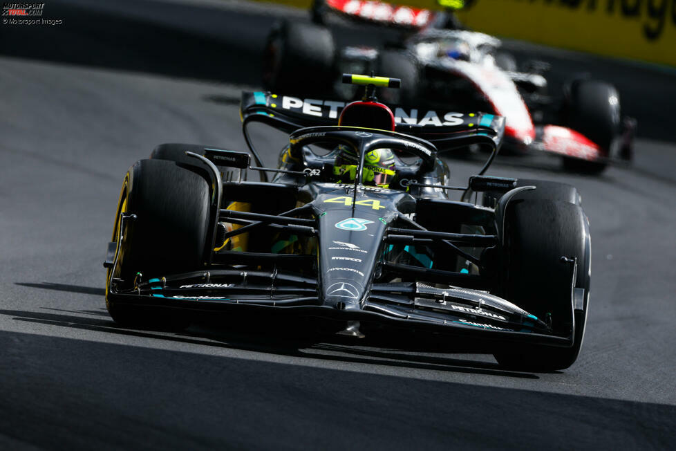 Lewis Hamilton (3): Nur P13 im Qualifying, das darf ihm eigentlich selbst im schwer zu fahrenden Mercedes nicht passieren. Dazu eine seltsame Szene auf einer Inlap, als er Magnussen fast abgeräumt hätte. Das Rennen war dann eine starke Aufholjagd, aber für eine 2 war uns das insgesamt zu wenig in Miami.