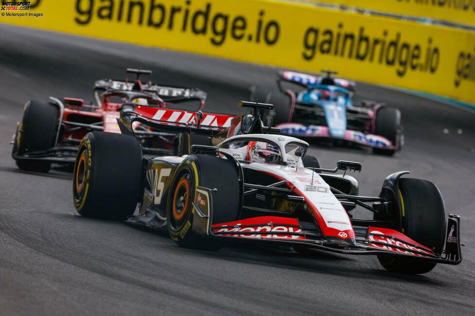 Kevin Magnussen (2): Auch hier war das Qualifying mit P4 das Highlight. Verlor zwar gleich beim Start mehrere Positionen, lieferte sich danach aber lange ein tolles Duell mit Leclerc im Werks-Ferrari. Am Ende einen Punkt geholt als Zehnter, mehr kann man im Haas wohl nicht erwarten.
